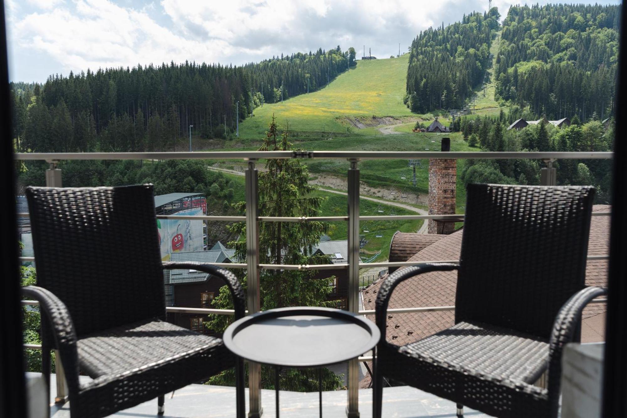 Синя Гора Bukovel Eksteriør bilde